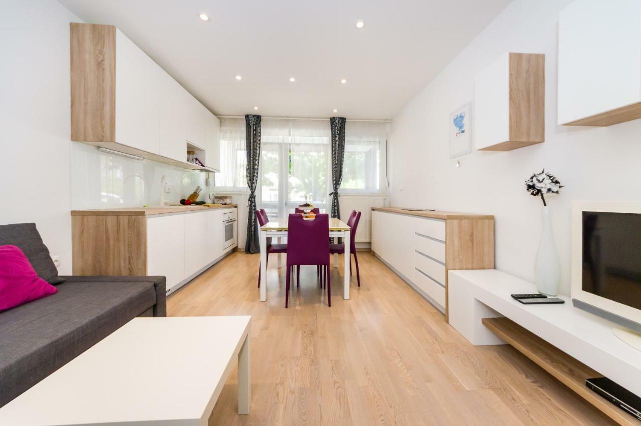 Apartment Tonka ซาดาร์ ภายนอก รูปภาพ